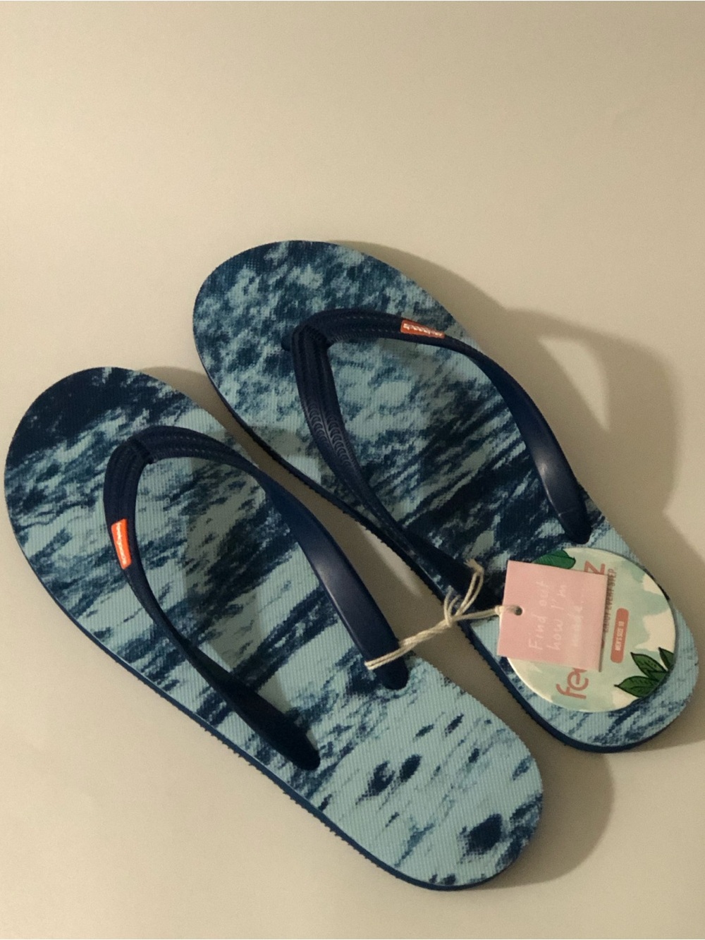 Feelgoodz Men’s  Classicz Remix Natural Rubber Flip Flop — Size 10
